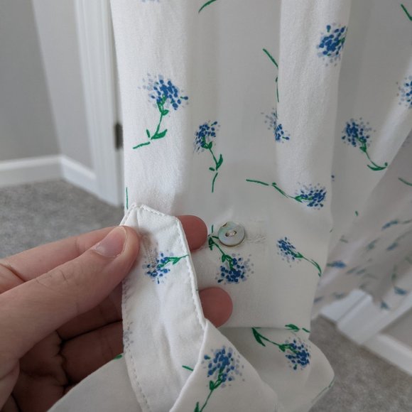 🛍️ BUNDLE ONLY | Jane and Delancey blue floral blouse small - Picture 4 of 11